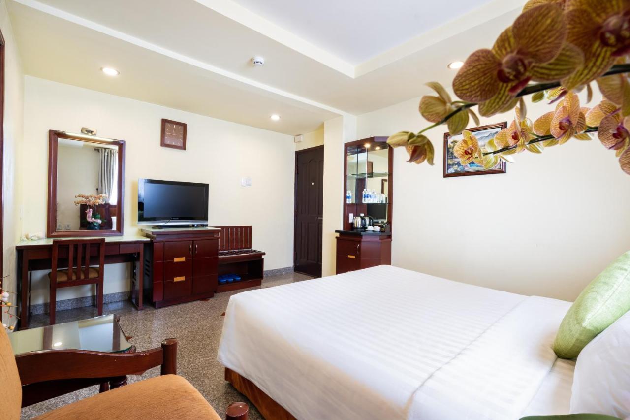 Lucasta Saigon Hotel Cidade de Ho Chi Minh Exterior foto