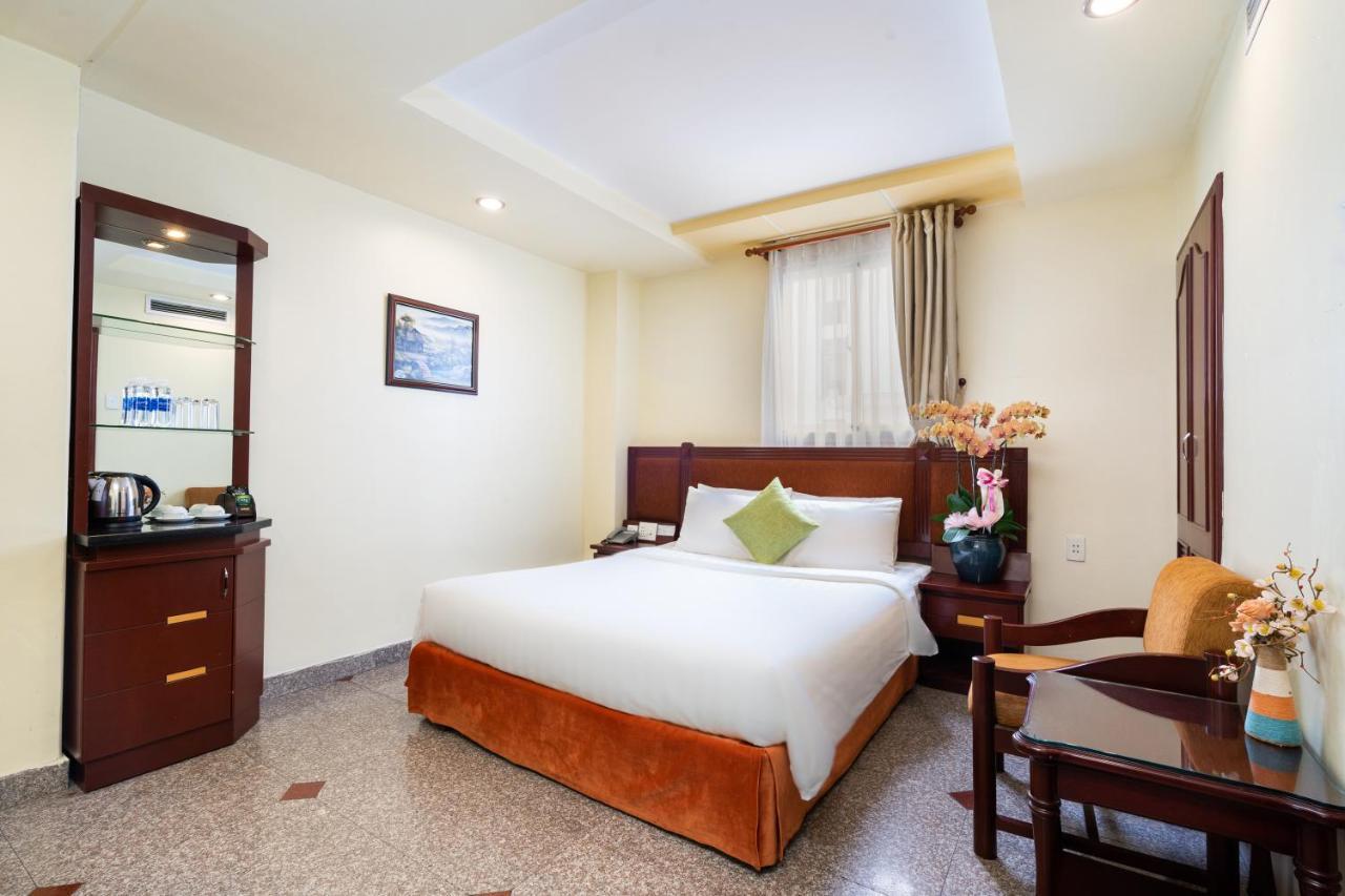 Lucasta Saigon Hotel Cidade de Ho Chi Minh Exterior foto
