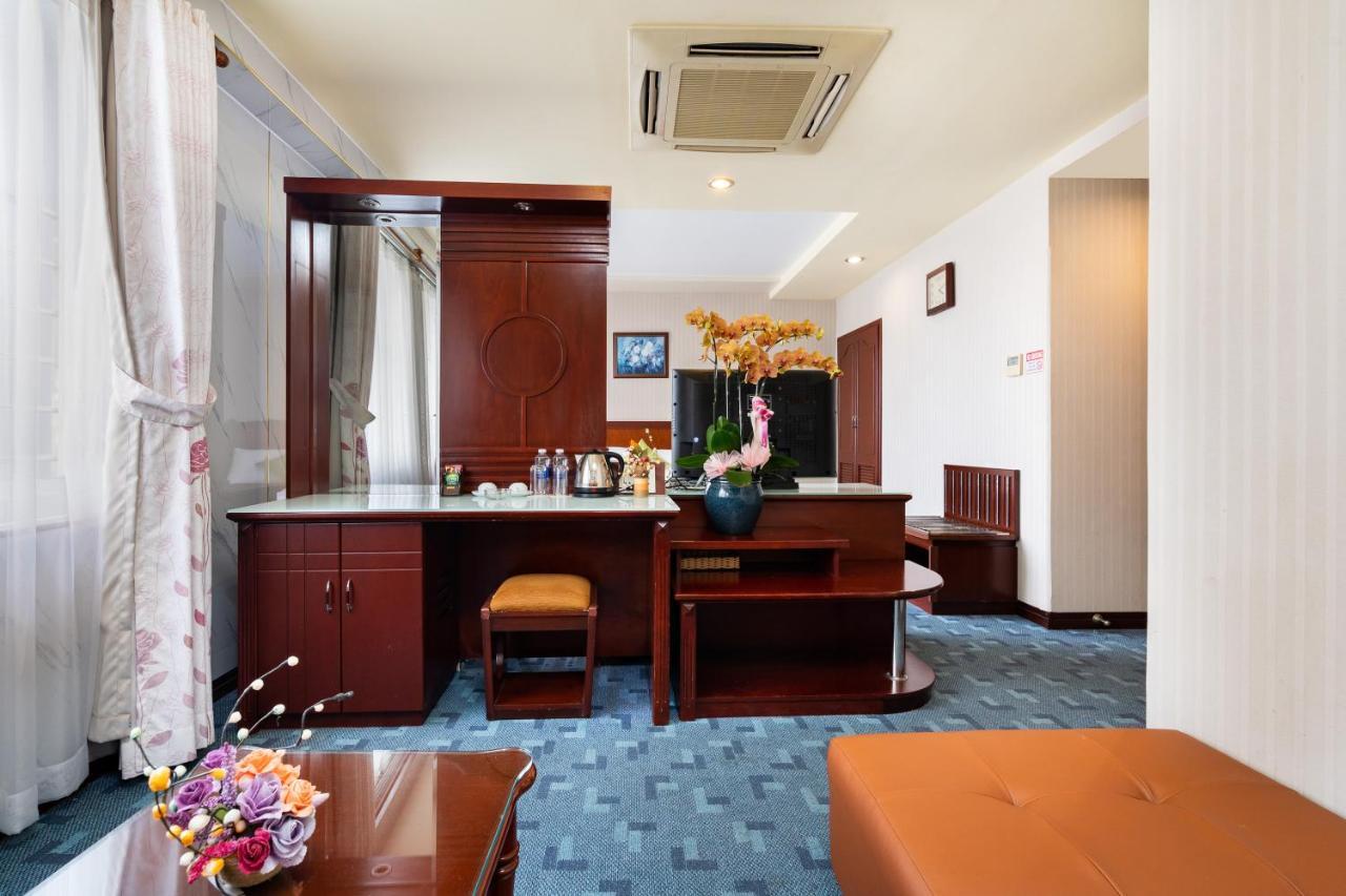 Lucasta Saigon Hotel Cidade de Ho Chi Minh Exterior foto